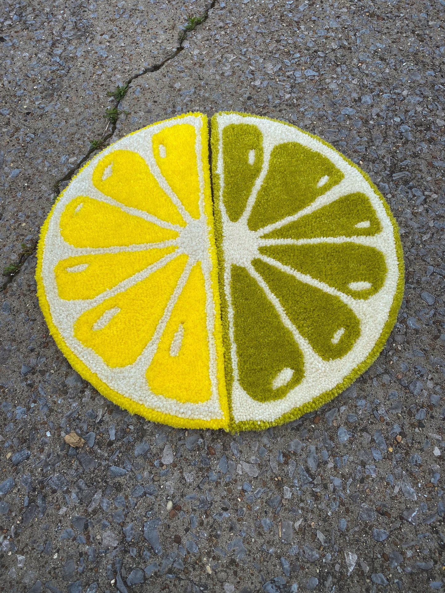 LIME SLICE RUG