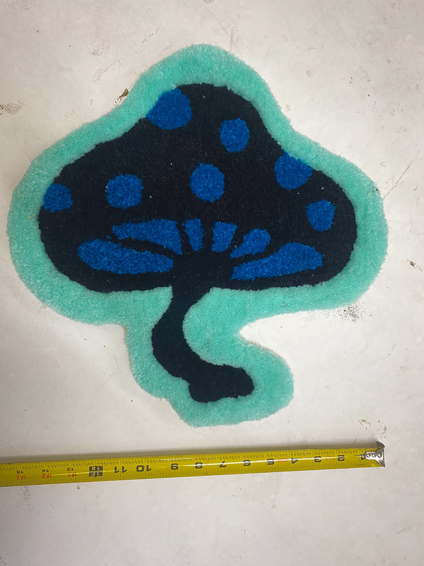 BLUE MUSHROOM RUG